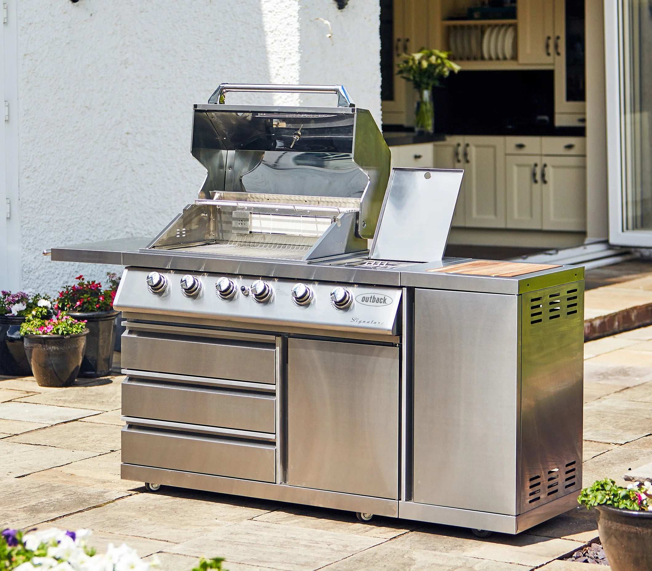 Outback Signature 4 Mk II Hybrid Gas BBQ